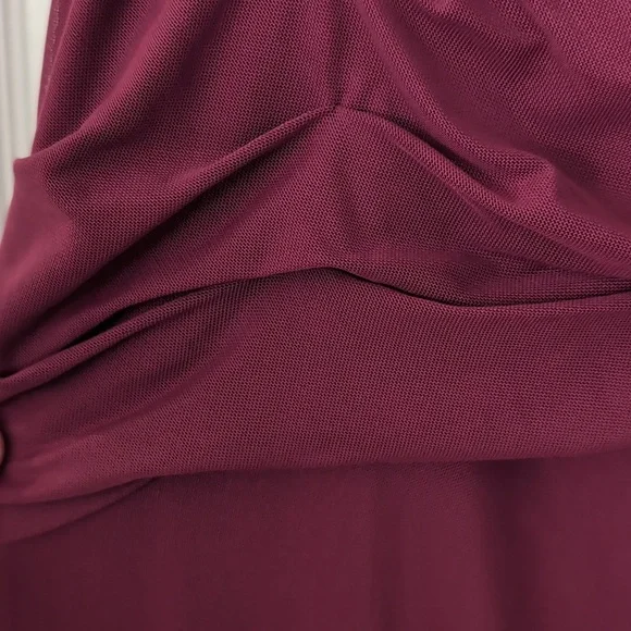 Gorgeous 😍 Jade Couture Cranberry Gown Women's Size 16